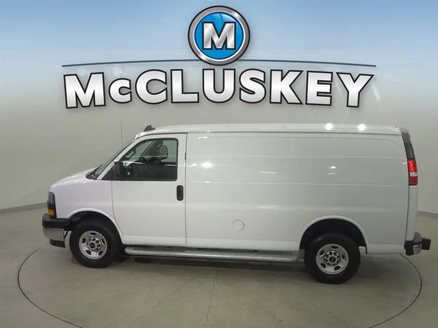 2024 GMC Savana Cargo Work Van - Photo 10