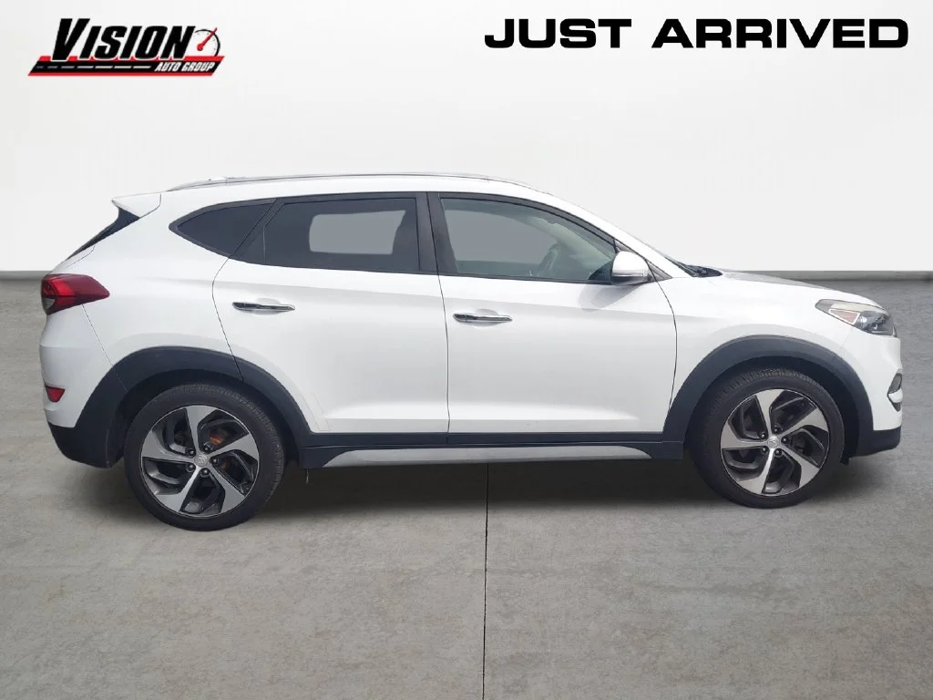 Used 2017 White Hyundai Limited image 6