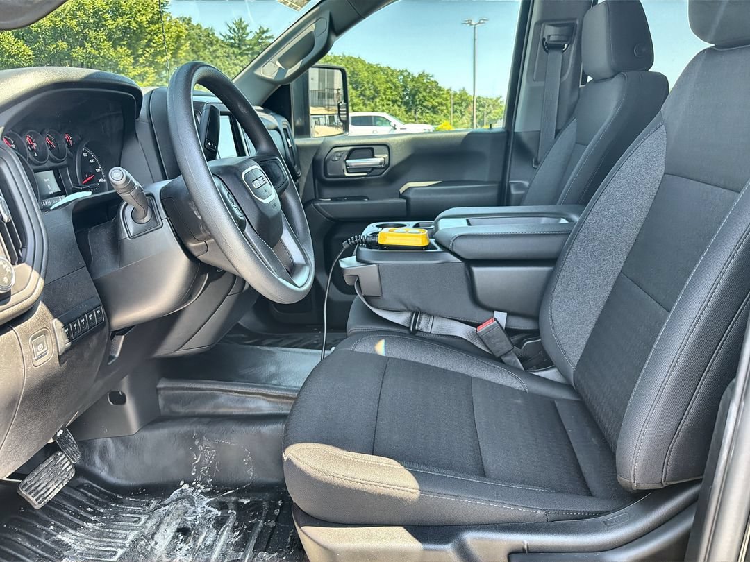 2026 GMC Sierra 3500 Chassis Cab Pro - Photo 12