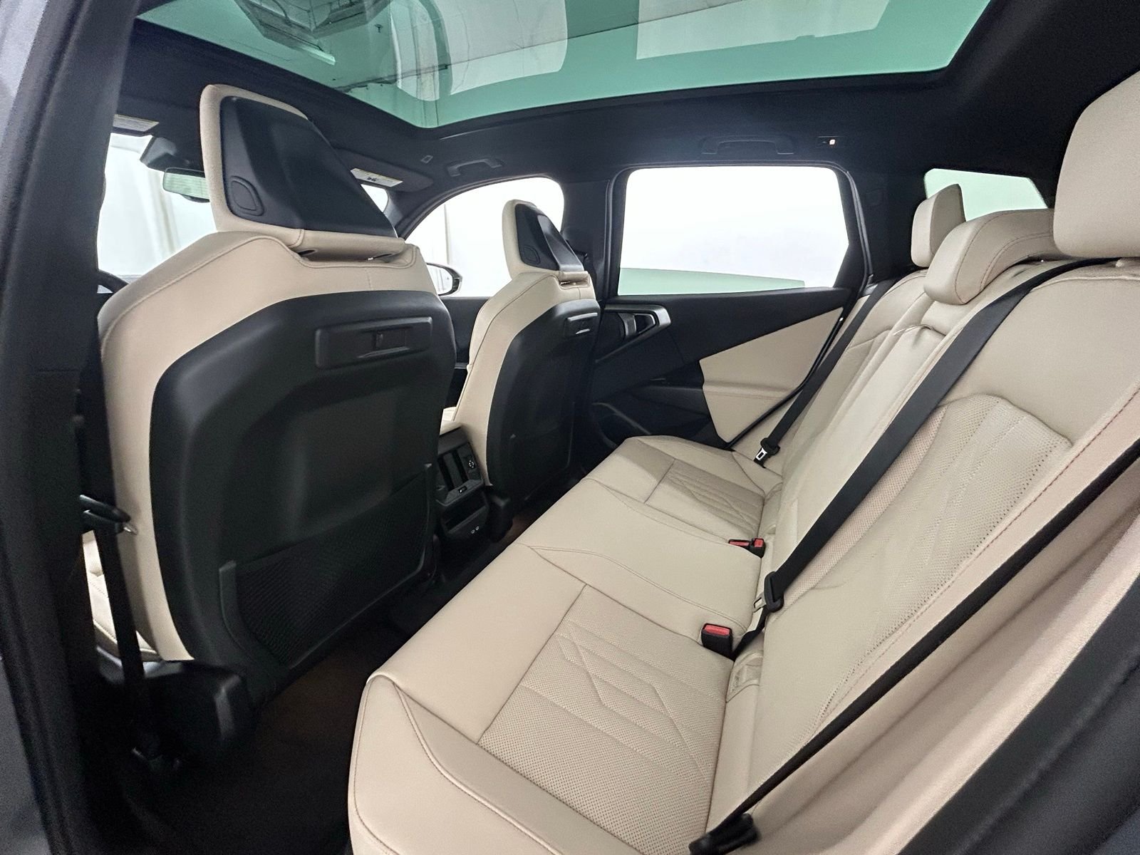 New 2026 Skyscraper Grey Metallic BMW 30 xDrive image 31
