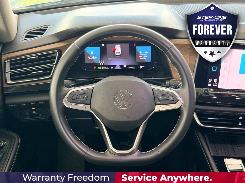 Used 2025 Black Volkswagen 2.0T SE w/Technology image 16