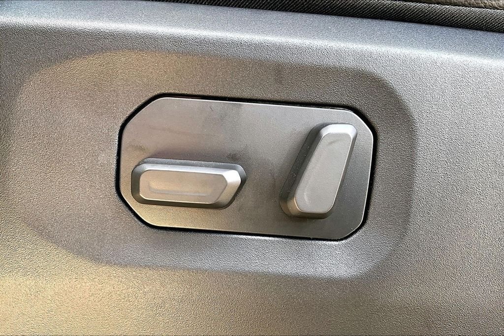 New 2026 Jeep Wrangler Sahara 4D Sport Utility