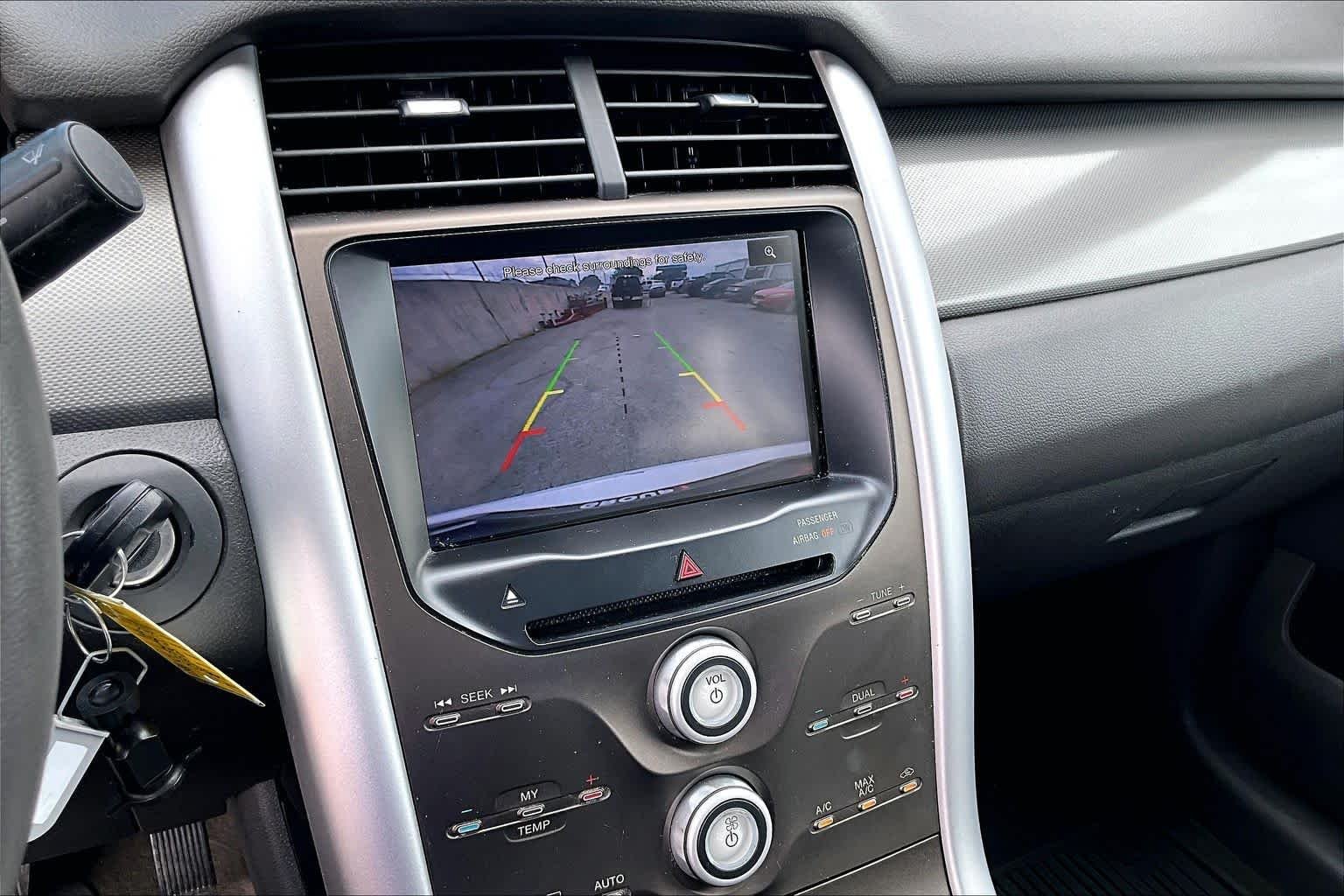 Used 2013 White Platinum Metallic Tri-Coat Ford SEL image 31
