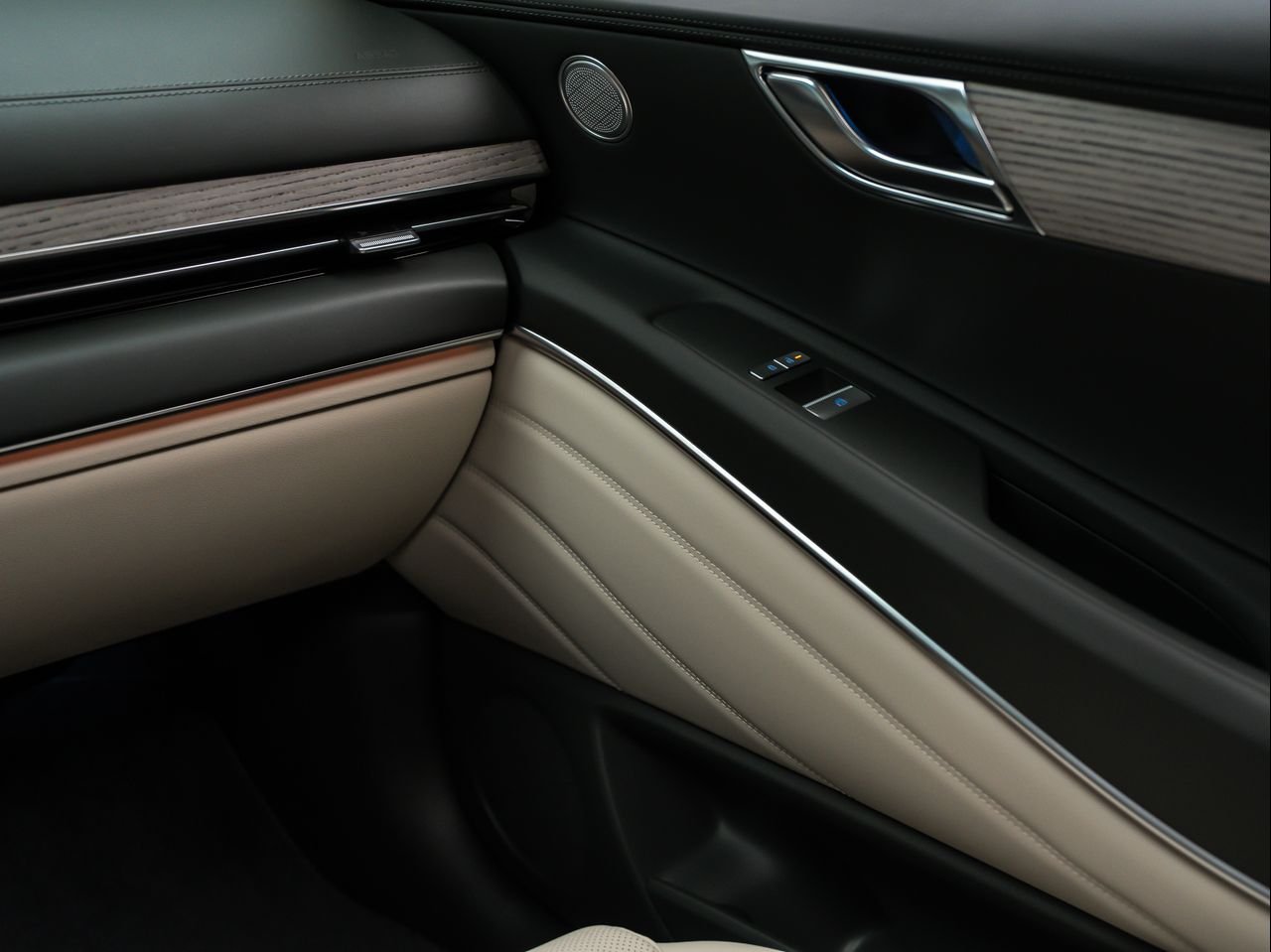 New 2026 STORR GREEN MATTE Genesis 2.5T SELECT image 27
