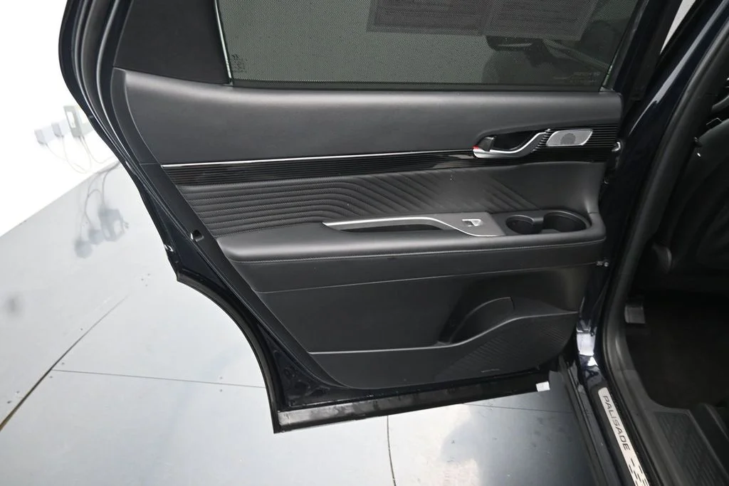 Used 2024 White Hyundai Calligraphy image 16