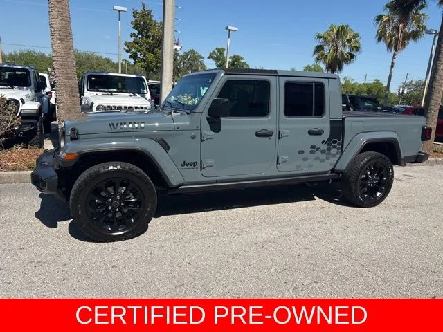 2024 Jeep Gladiator Nighthawk Auto's photo