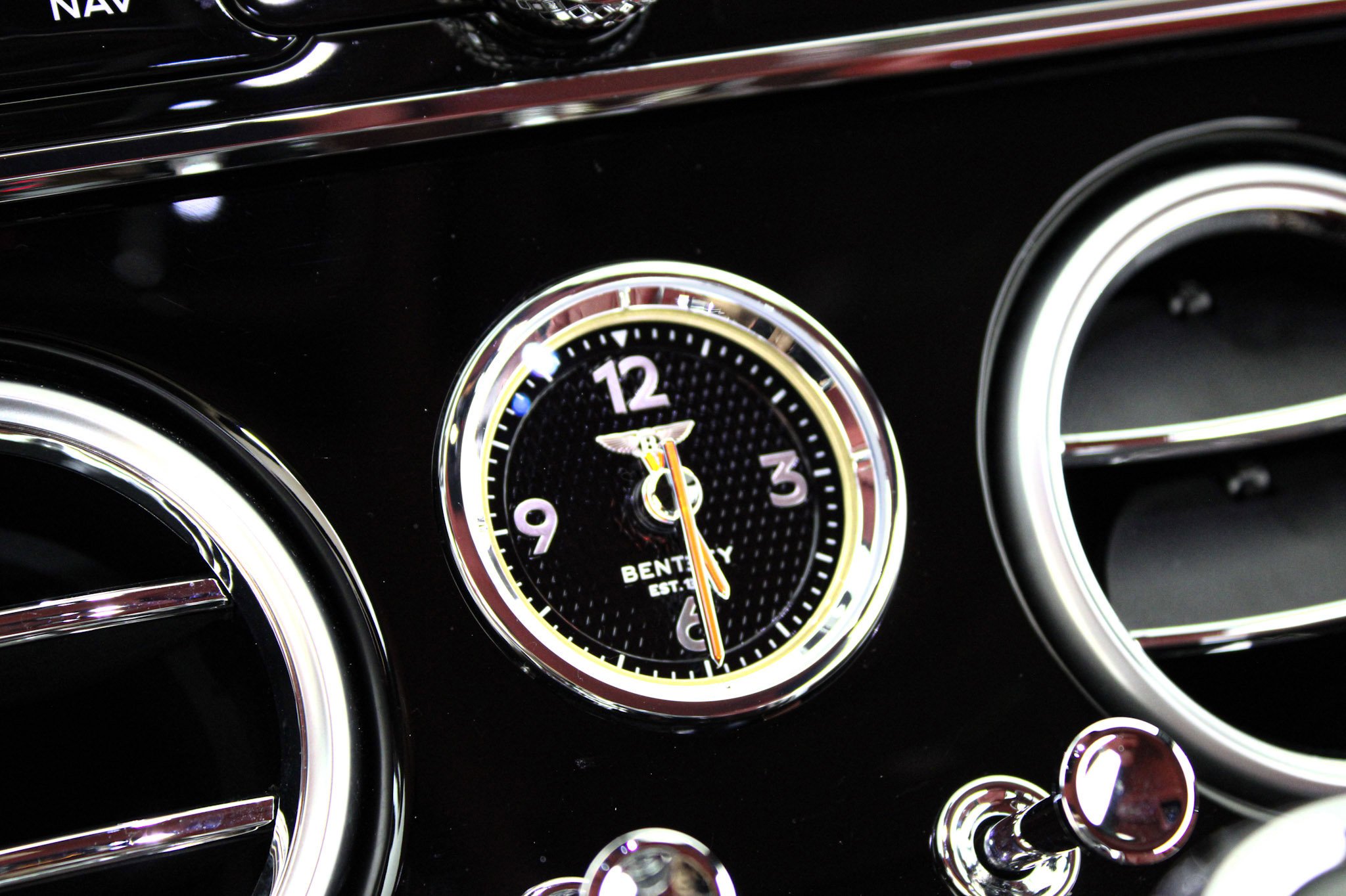 Used 2024 Black Bentley  image 36