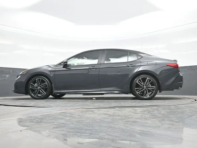 Used 2026  Toyota XSE image 20