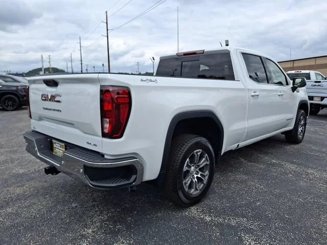 New 2026 Summit White GMC SLE image 7
