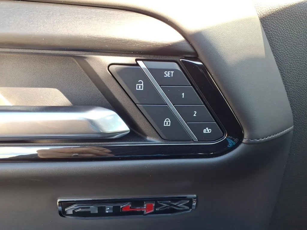 2025 GMC Sierra 1500 AT4X - Photo 16
