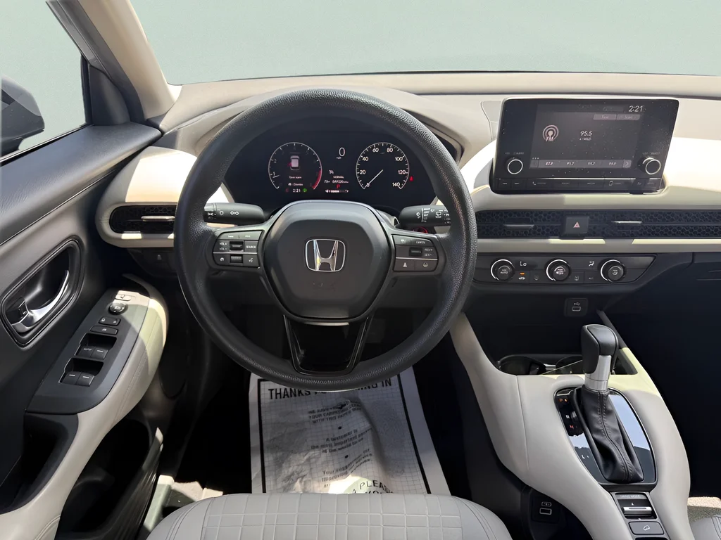 Certified Used 2023 Lunar Silver Metallic Honda LX image 22