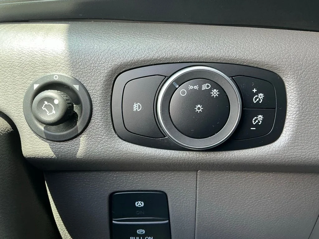 Used 2025 White Ford Base image 45