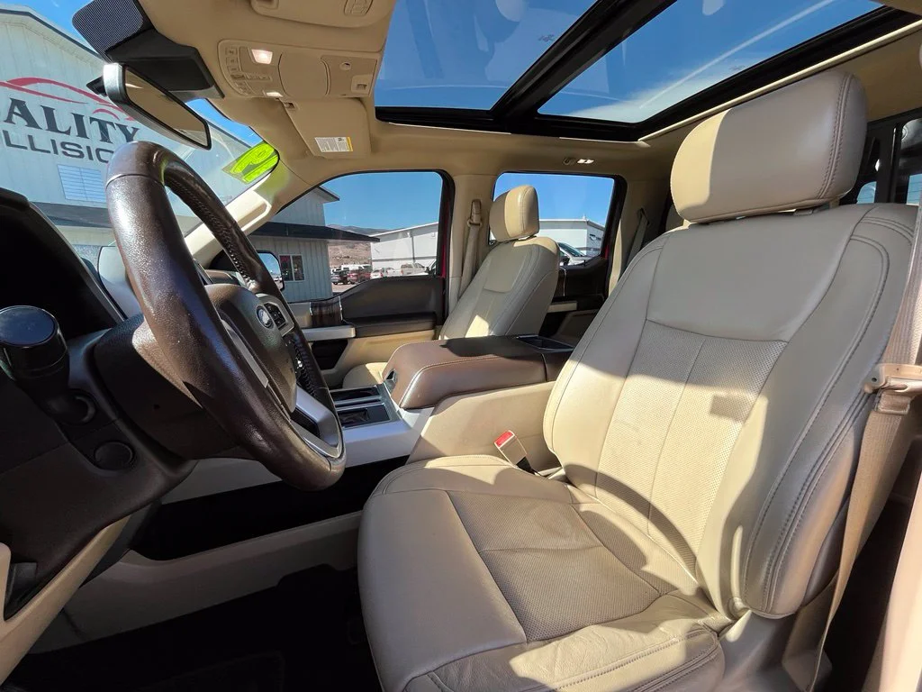 Used 2019 Red Ford Lariat image 9