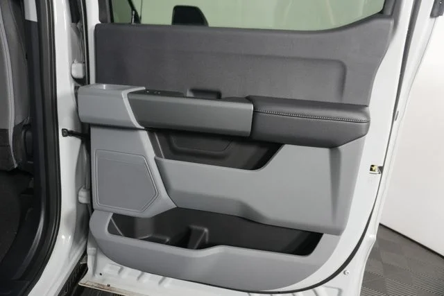 New 2026 Avalanche Ford F-350® XL image 30