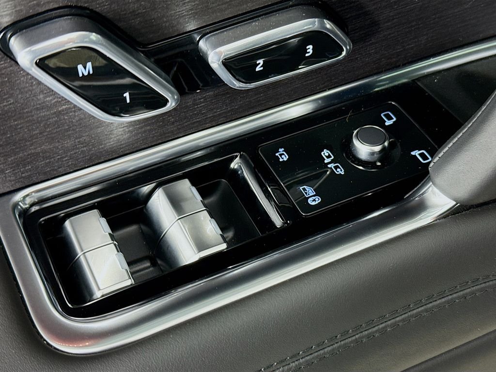 Certified Used 2025 Gray Land Rover Autobiography image 16