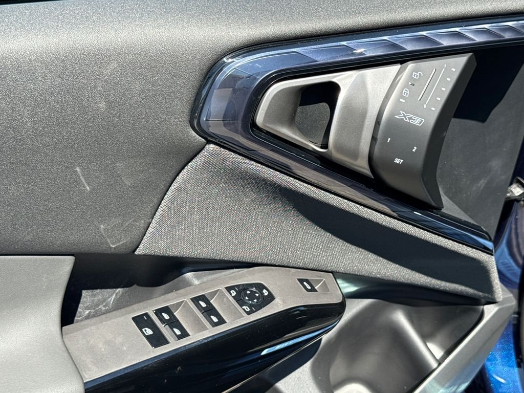New 2026 Tanzanite Blue II Metallic BMW 30 xDrive image 27