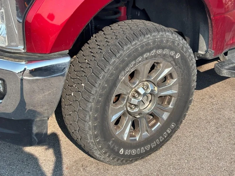 Used 2017 Ruby Red Metallic Tinted Clearcoat Ford XLT image 4