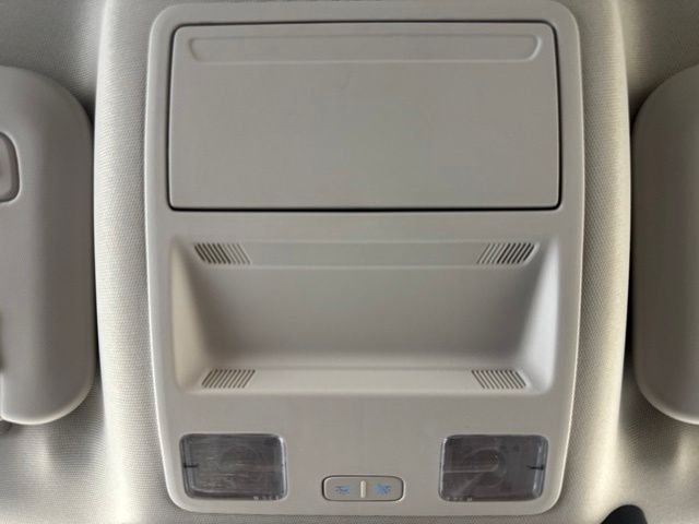 Used 2025 Gray Ford Badlands image 14