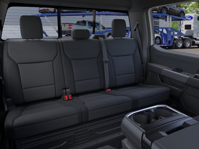 New 2026 Oxford White Ford XLT image 11