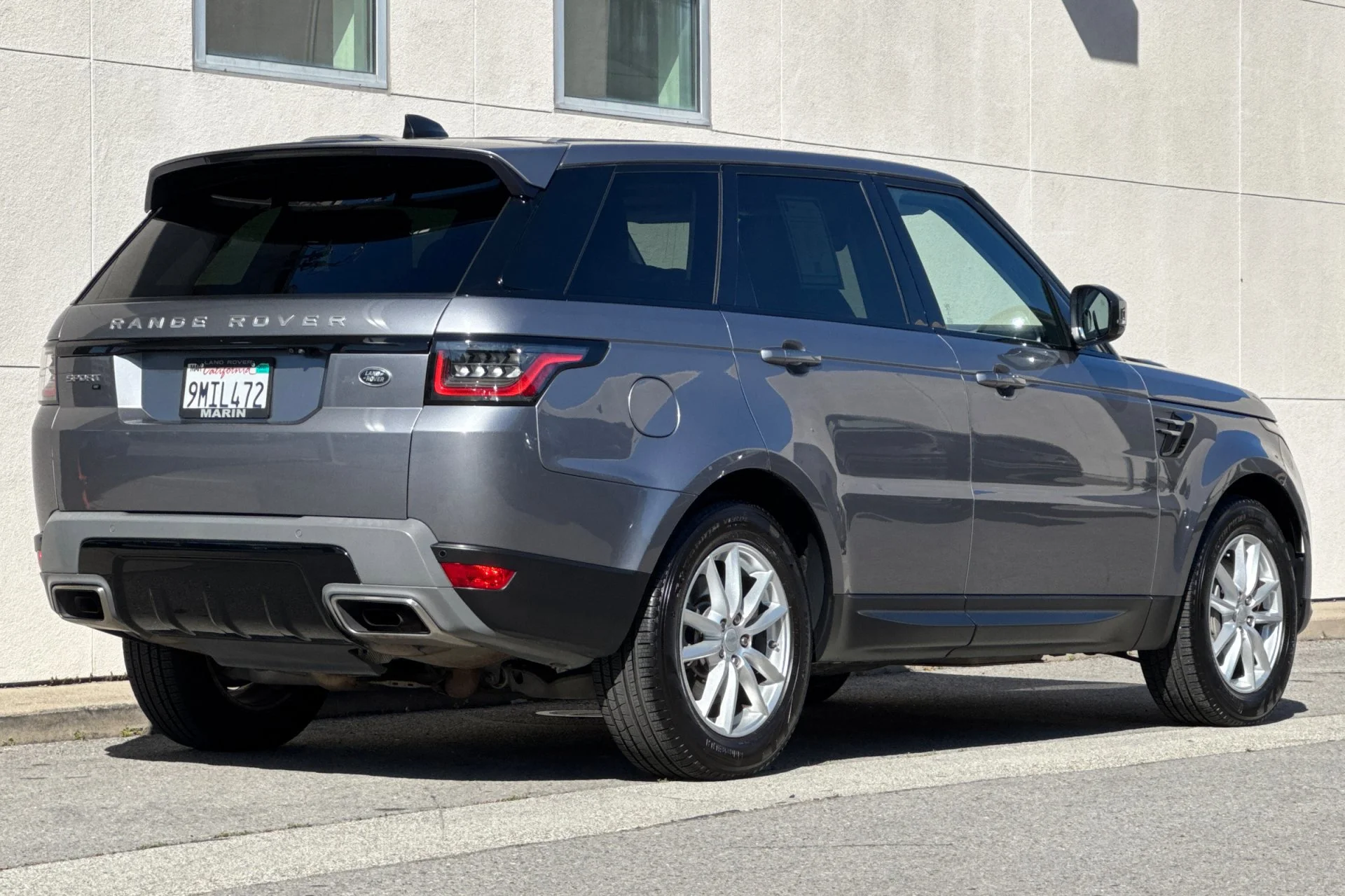 Used 2021 Gray Land Rover SE image 2