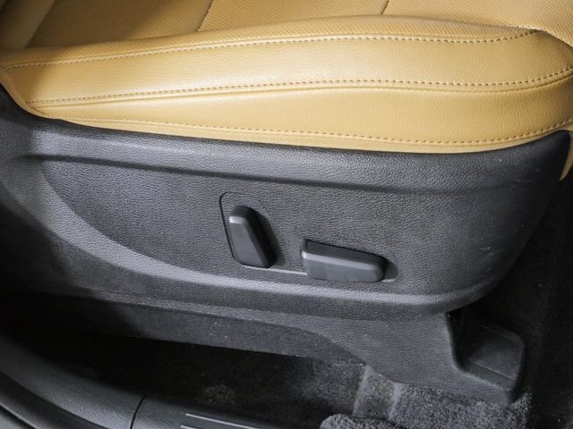 Certified Used 2022 Gray Kia SX image 14