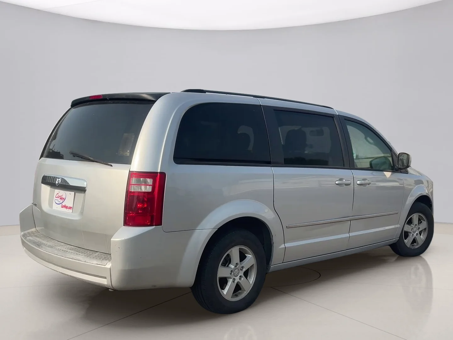 Used 2010 Silver Dodge SXT image 5