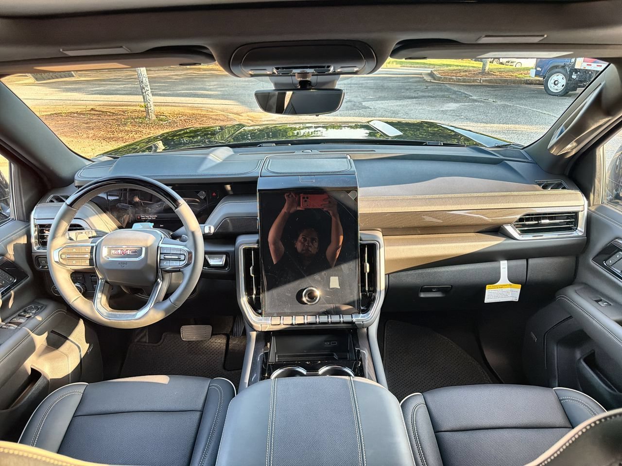 New 2026 Titanium Rush Metallic GMC Elevation image 17