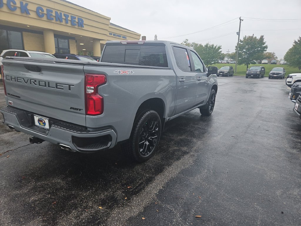Used 2024 Gray Chevrolet RST image 5