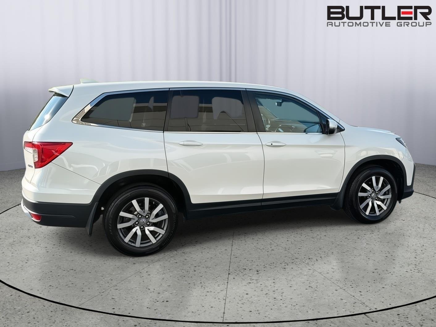 Used 2019 White Diamond Pearl Honda EX-L image 7