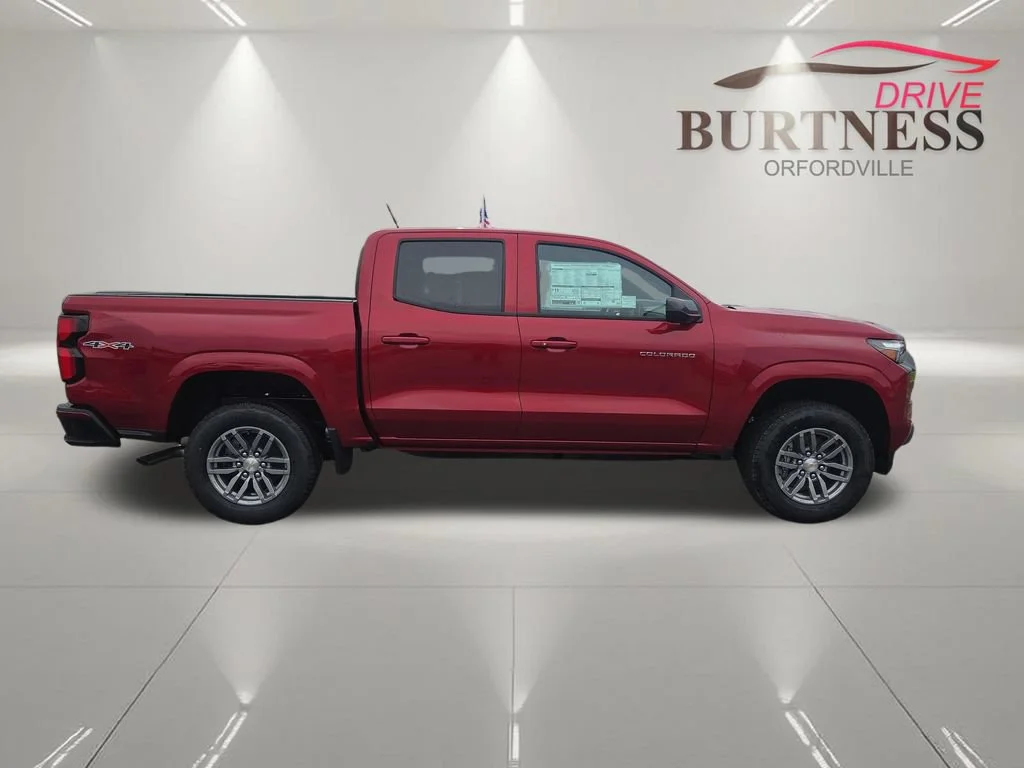 2026 Chevrolet Colorado LT - Photo 9