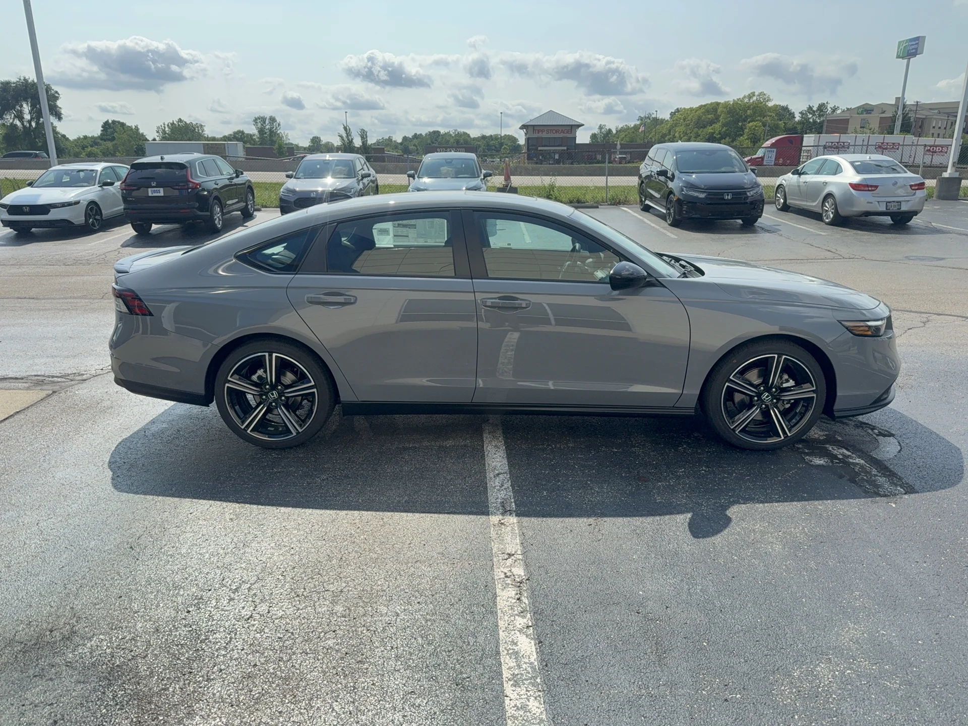 New 2026 Urban Gray Pearl Honda Sport image 4