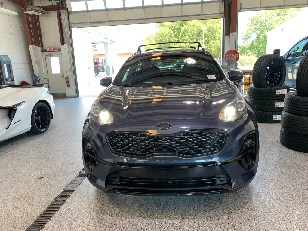 Used 2021  Kia S image 2