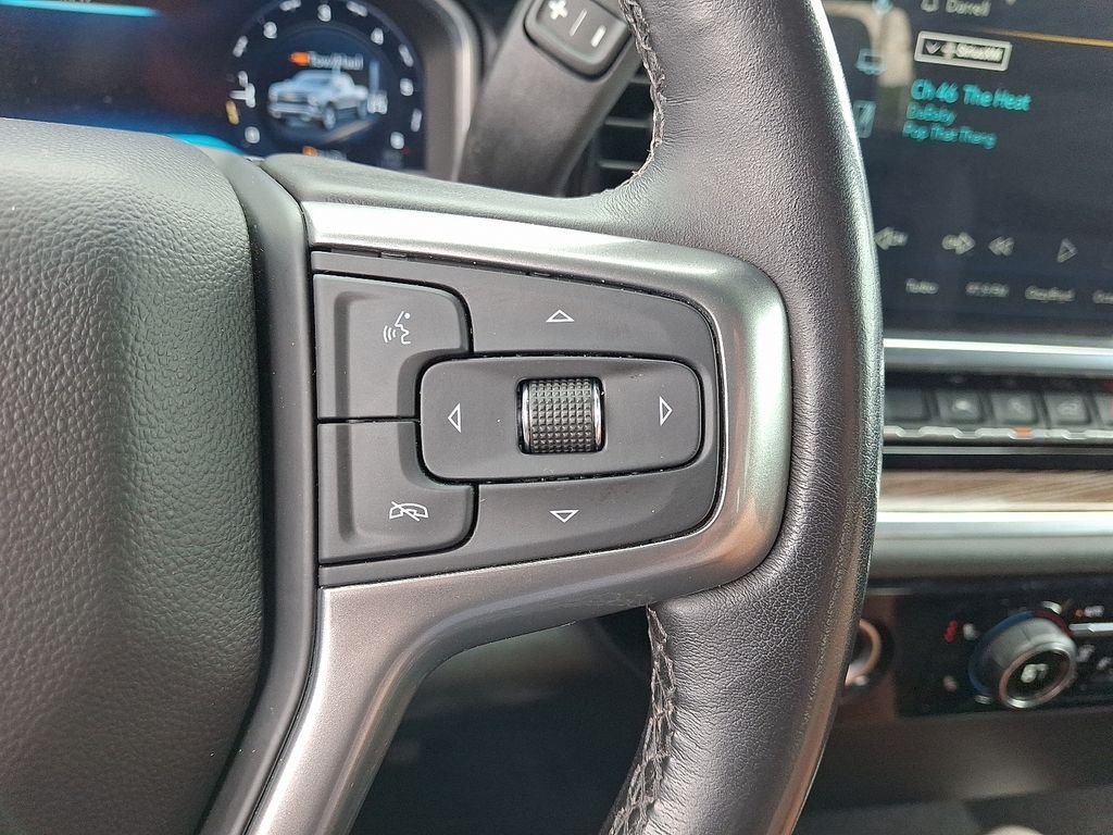 Used 2022 Gray Chevrolet LT image 21