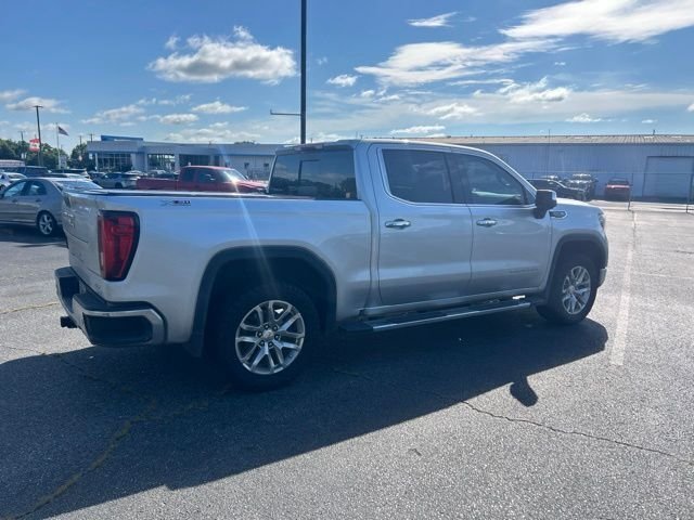 Used 2020 Silver GMC SLT image 4