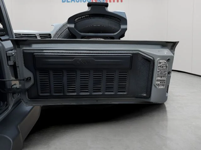 Used 2022 Gray Jeep Unlimited Sport S image 35