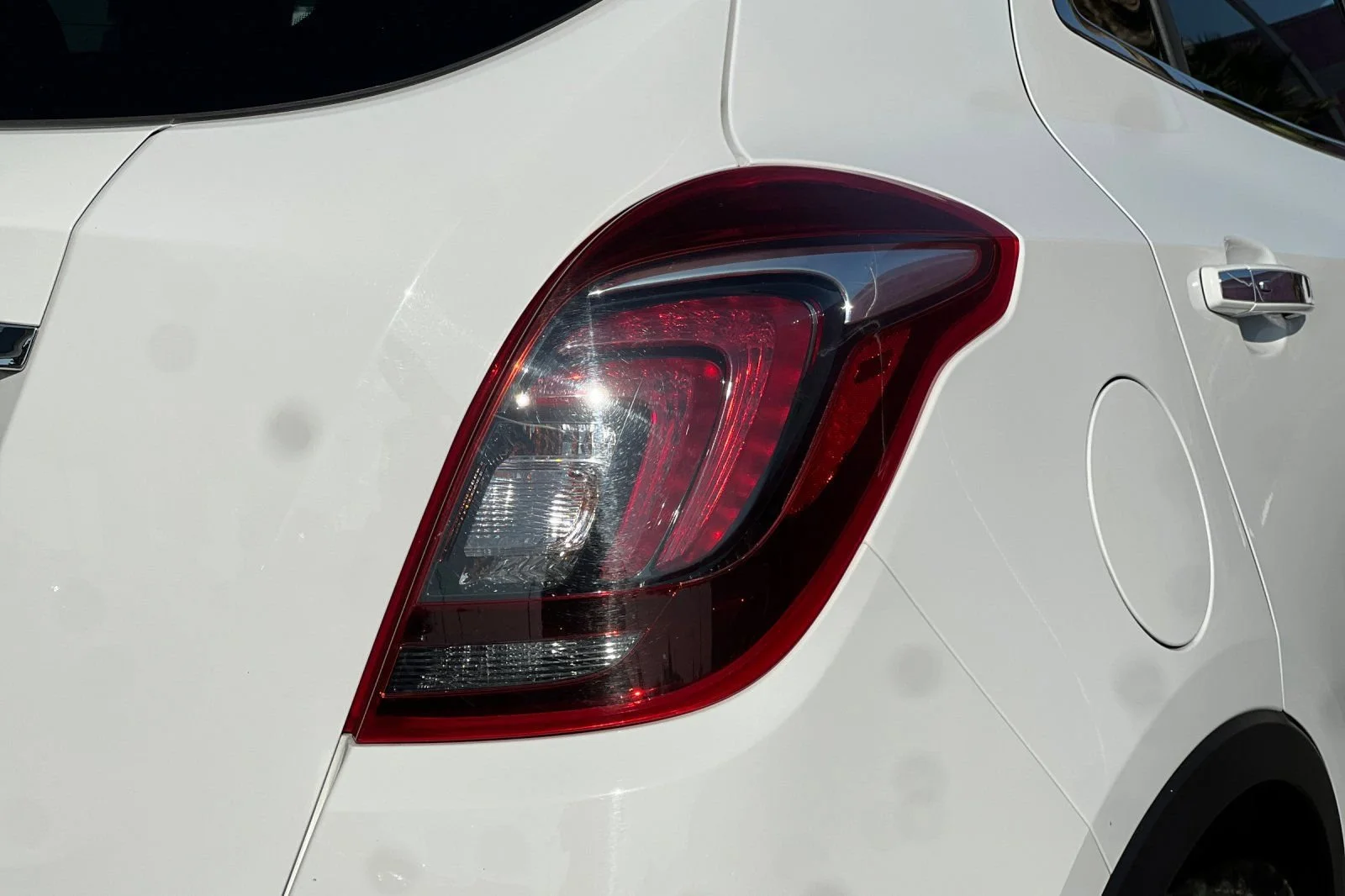 Used 2021 (Includes (MDP) Anthracite lower exterior accent color, Paint code W598F.) Buick Preferred image 37