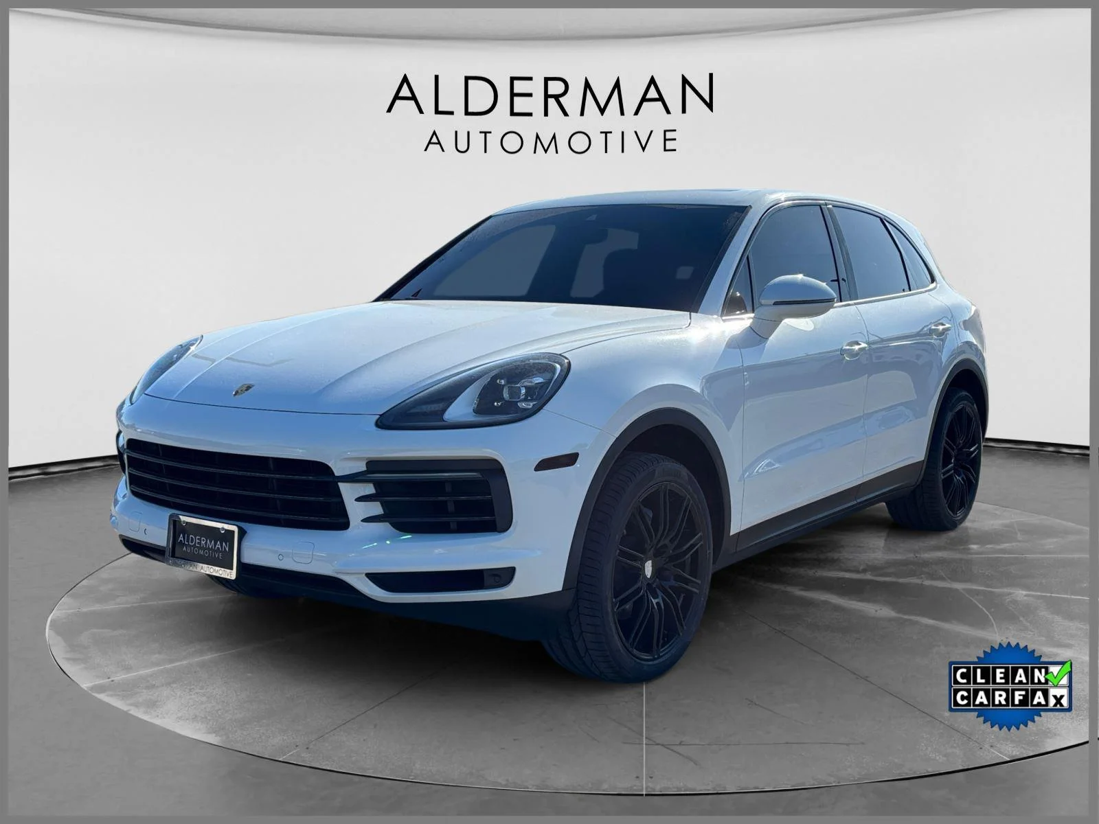 2019 Porsche Cayenne -'s photo