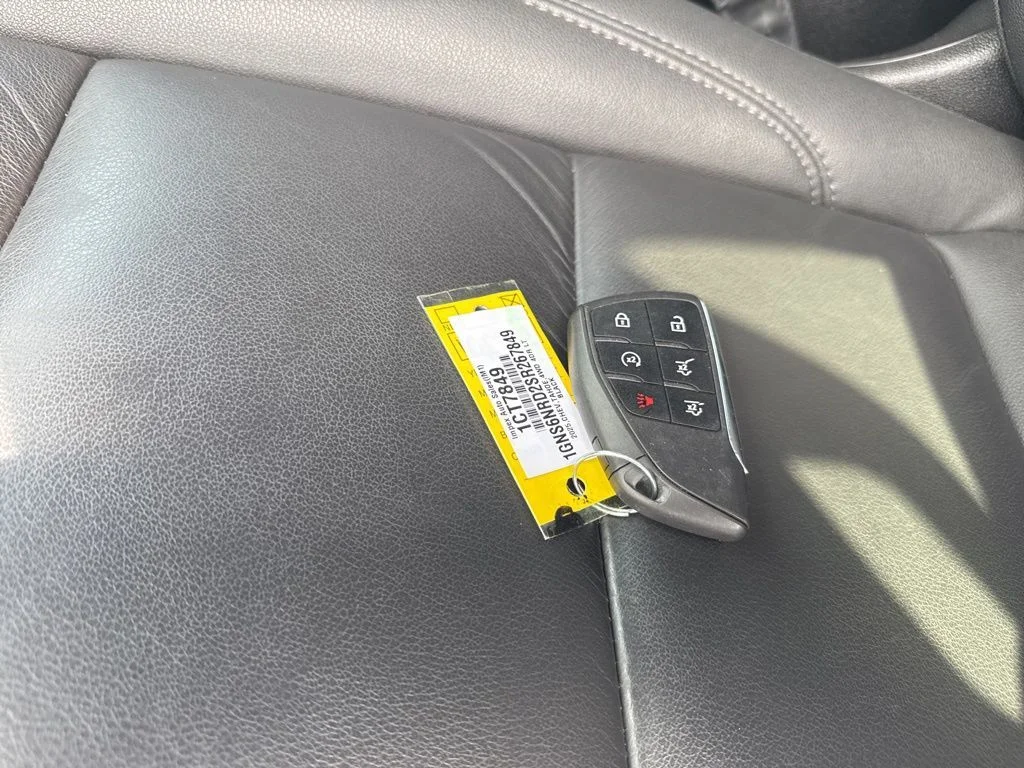 Used 2025 Black Chevrolet LT image 39
