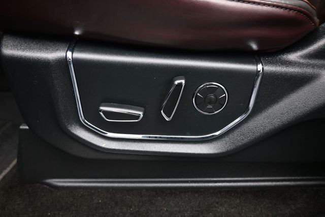 Used 2015 Black Ford Platinum image 9