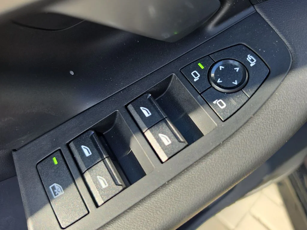 Used 2024 Black BMW 540i xDrive image 14