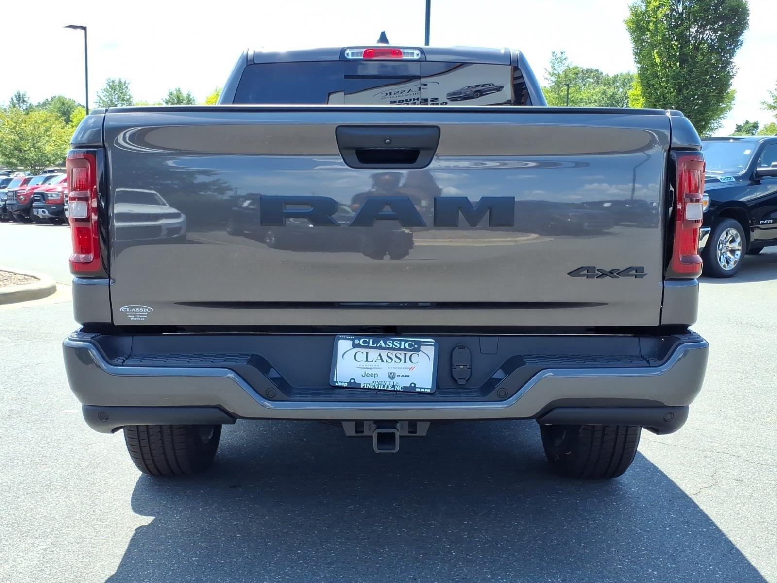 New 2026 Granite Crystal Metallic Clear-Coat Exterior Paint RAM Express image 15
