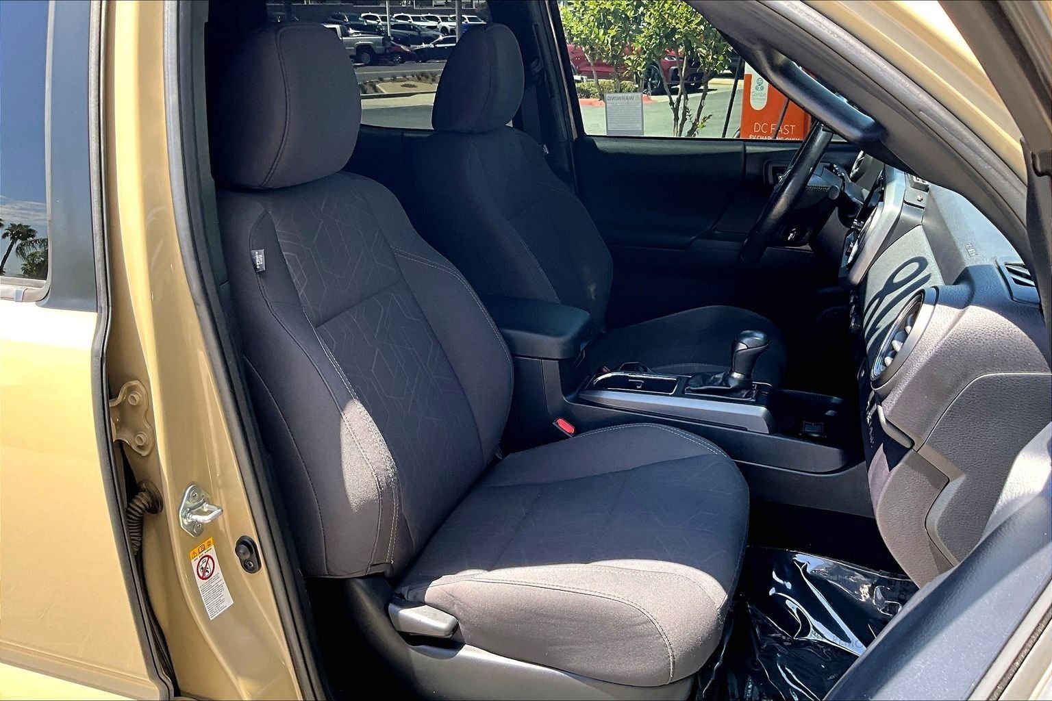 Used 2018  Toyota TRD Off-Road image 7