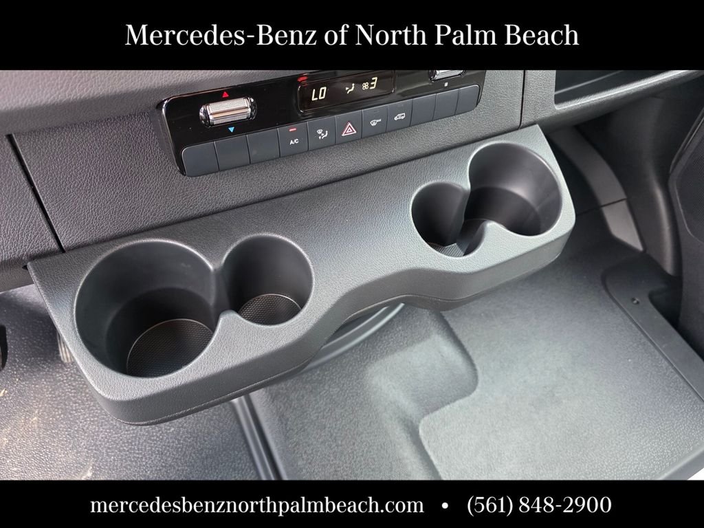New 2026 Arctic+White Mercedes-Benz  image 16