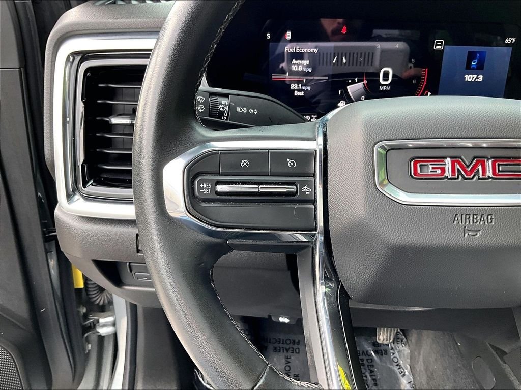 Used 2024 Gray GMC Elevation image 22