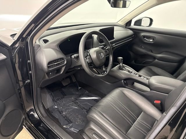 Used 2024 Black Honda EX-L image 18