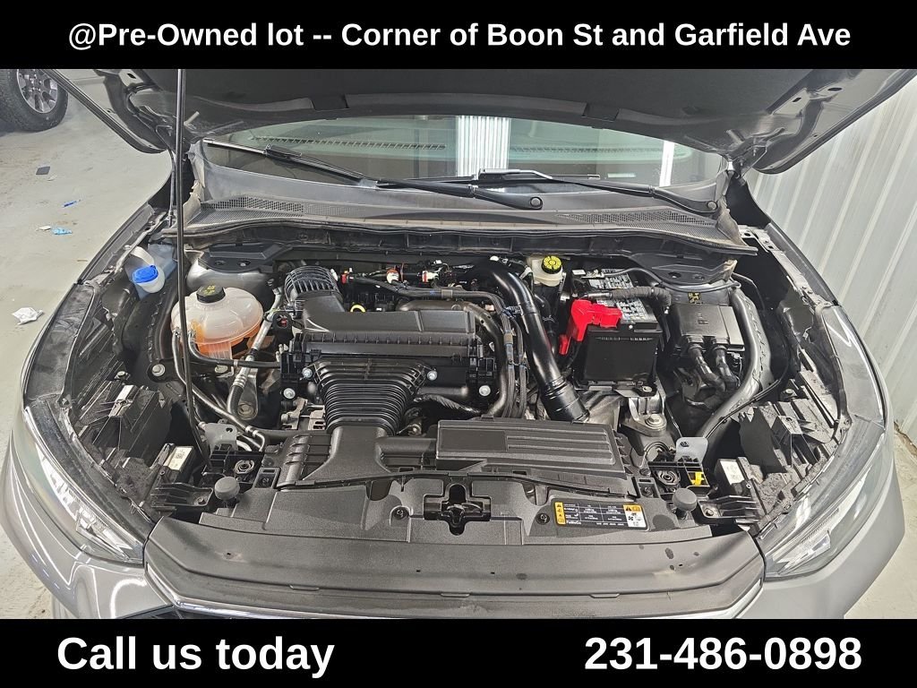 Used 2025 Gray Ford ST-Line Select image 18
