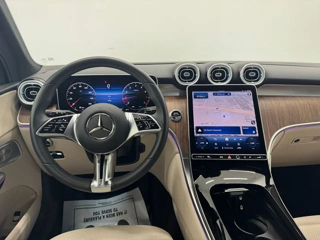 Certified Used 2026 Polar White Mercedes-Benz GLC 300 image 3