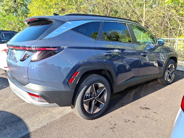 Used 2026 Blue Hyundai SEL Premium image 4