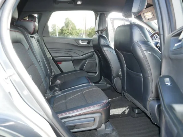 Used 2025 Gray Ford ST-Line Select image 19