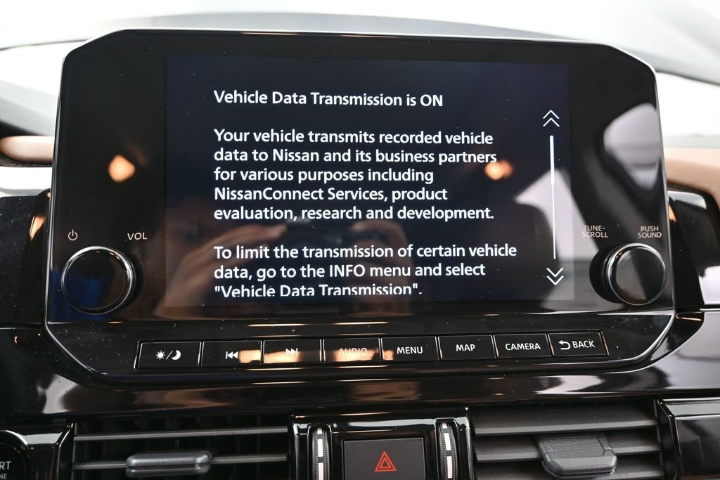 Used 2025 Black Nissan Platinum image 21
